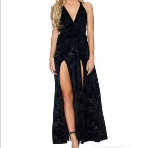 BM Embossed Velvet Floral Maxi Dress